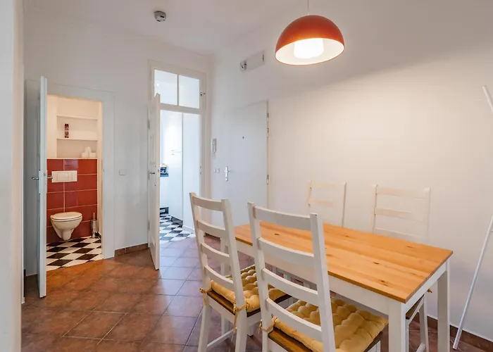 Tram Depot Loft Апартаменты *