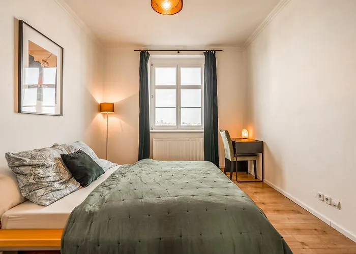 Tram Depot Loft Апартаменты *