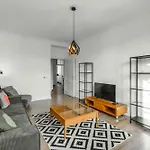Tram Depot Loft 布拉格